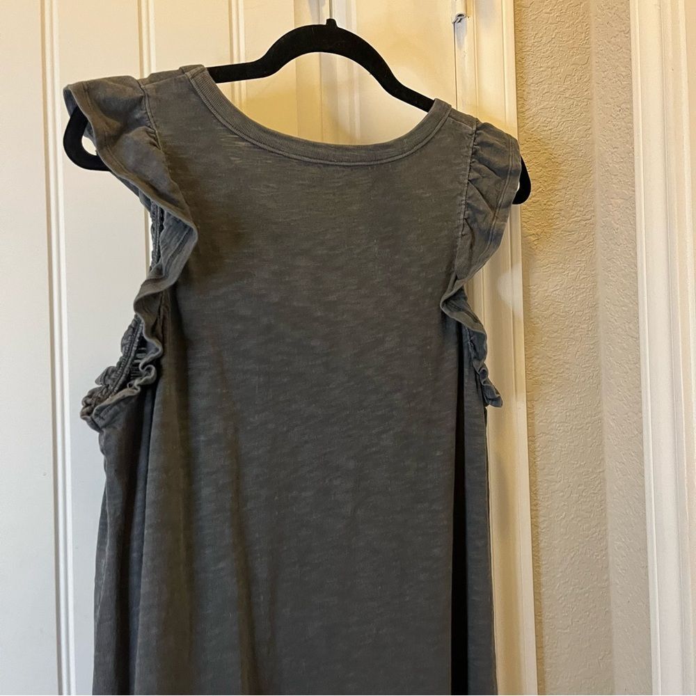 Universal Thread Gray Sleeveless Ruffle Shirt Dre… - image 6